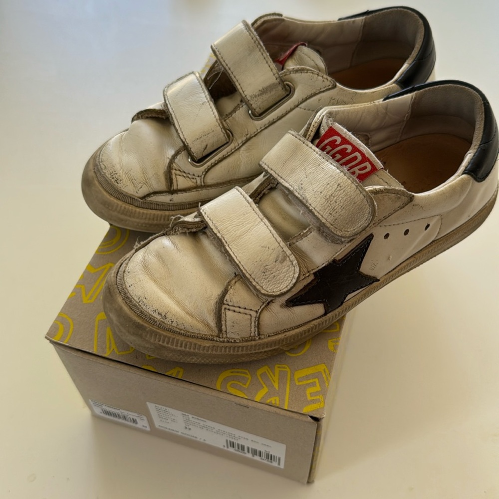 Used Golden Goose size 32 shoes